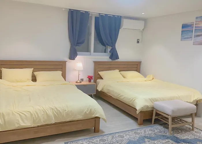 Apartment The First Hongdae *