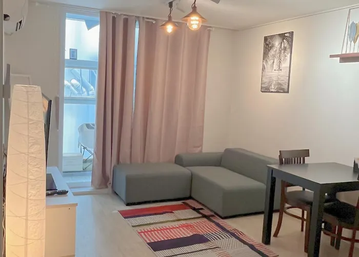 The First Hongdae Apartamento